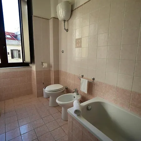 Ampio Famiglie 6 Ospiti Napoli