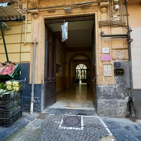 Ampio appartamento Napoli Famiglie 6 ospiti Appartamento *
