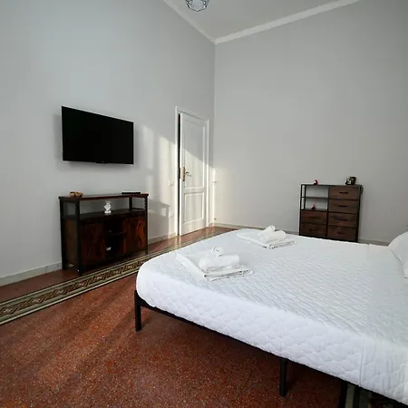 Ampio appartamento Napoli Famiglie 6 ospiti Appartamento