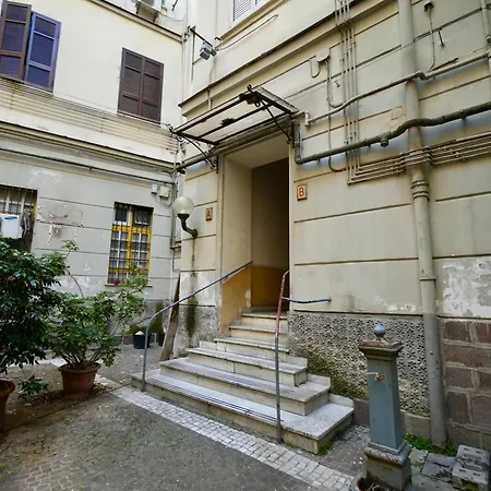 Appartamento Ampio appartamento Napoli Famiglie 6 ospiti *