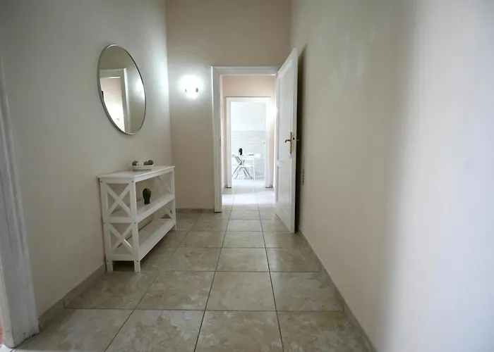 Ampio Famiglie 6 Ospiti Apartamento